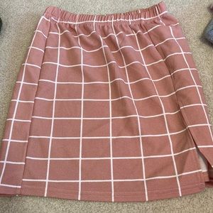 pink skirt super cute never worn